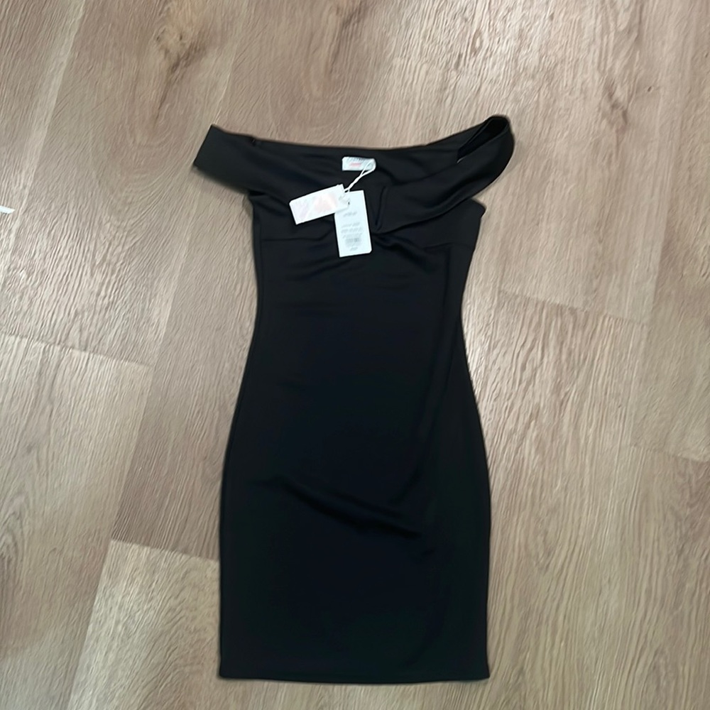 Castro off shoulder XS